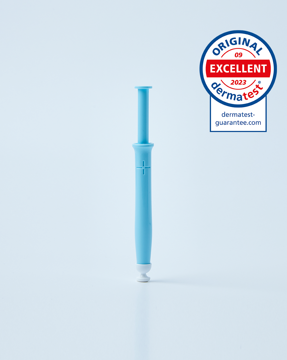 Intimate Care Gel applicator with dermatest guarantee mark
