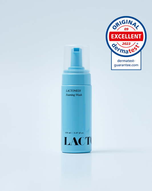 Foaming wash with dermatest guarantee mark