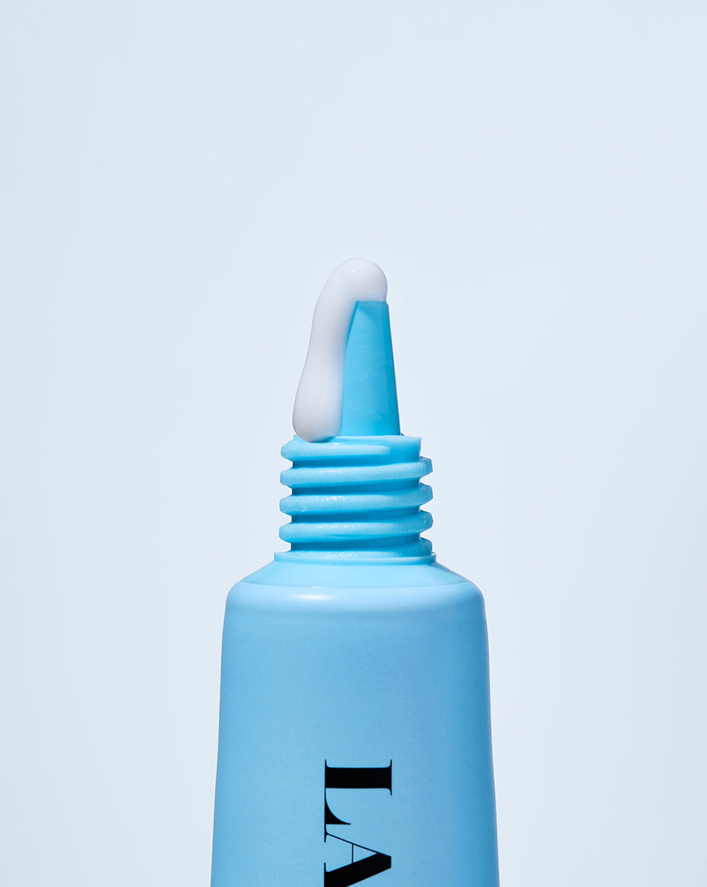 Tip of the feminine soothing cream